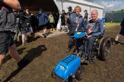 Wacken 2025 Fans trotzem dem angesagten Regen-stock-foto