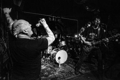 The Bollock Brothers im Wild at Heart Die legend?re britische Punkband The Bollock Brothers spielte-stock-foto