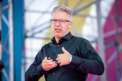 News Themen der Woche KW38 News Bilder des Tages DIGITAL X das Event fuer eine branchenuebergreifende Digitalisierungsin-stock-photo