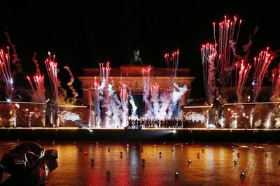 Silvestershow Celebrate at the Gate - Willkommen 2022 am Brandenburger Tor. Berlin, 31.12.2021 *** New Years Eve show Ce-stock-foto