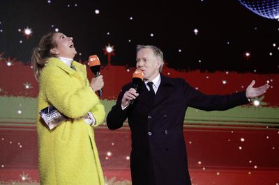 Andrea Kiewel und Johannes B. Kerner in der Silvestershow Celebrate at the Gate - Willkommen 2022 am Brandenburger Tor.-stock-foto