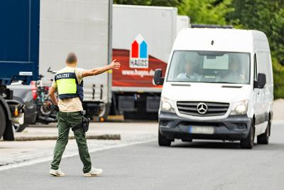 Presse:  Grosskontrolle der Polizei Unterfranken-stock-foto