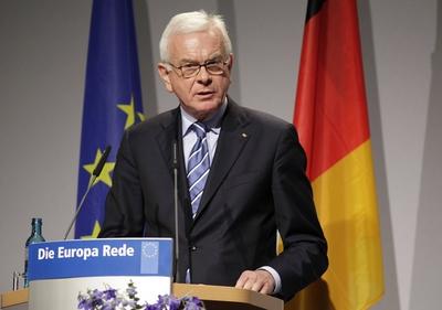 Bildnummer: 58684296  Datum: 09.11.2012  Copyright: imago/Metodi PopowBerlin, Paul-L?be-Haus, Europa-Rede des Pr?sidenten des Europ?ischen Parlaments, Schulz, Foto: Dr. Hans-Gert P?ttering. Pr?sident des Europ?ischen Parlaments a.D. Politik People Portr?t x0x xub 2012 quer Menschen Personen Politik Politiker Demokratie Staat Deutschland Partei Bundesrepublik 58684296 Date 09 11 2012 Copyright Imago Metodi Popov Berlin Paul L?be House Europe Speech the President the European Parliament Schulz Photo Dr Hans Gert Poettering President the European Parliament a D politics Celebrities Portrait x0x  2012 horizontal People People politics Politicians Democracy State Germany Party Federal-stock-photo