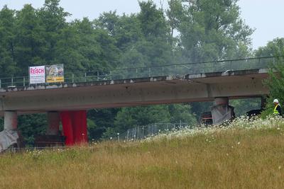 Br?ckensprengung Talbr?cke an der B45 bei Bad K?nig/Zell-stock-foto