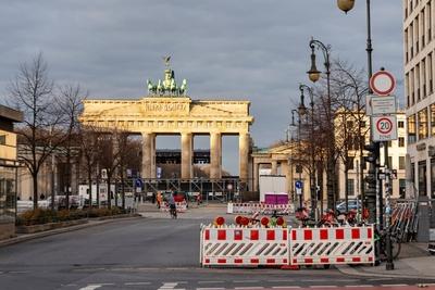 01.01.2024,Berlin,Neujahr,Impressionen vom ersten Tag des Jahres 2024,das Brandenburger Tor *** 01 01 2024,Berlin,New Ye-stock-foto