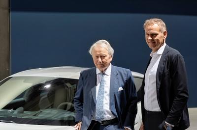 10.05.2023,Berlin,Deutschland,die 63. ordentliche Hauptversammlung der Volkswagen Aktiengesellschaft im CityCube.(l.) Dr-stock-foto