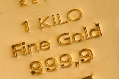 Geldanlage in echtem Gold als Goldbarren und Goldm?nzen McPBBO McPBBO-stock-foto