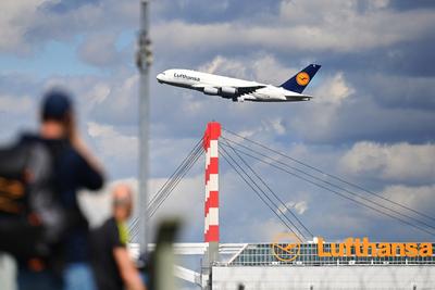 Flugzeuge am Munich Airport-stock-foto
