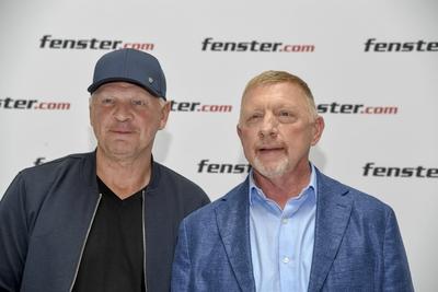 abb Boris Becker mit Stefan Effenberg bei der Vorstellung der 5.neuen Werbespots Gute Fenster - Gute Nachbarschaft von Fenster.com im Hotel Adlon am 31.Juli 2025 in Berlin Berlin Deutschland *** abb Boris Becker with Stefan Effenberg at the presentation of the 5 new commercials Gute Fenster Gute Nachbarschaft by Fenster com at the Hotel Adlon on July 31, 2025 in Berlin Berlin Germany-stock-foto