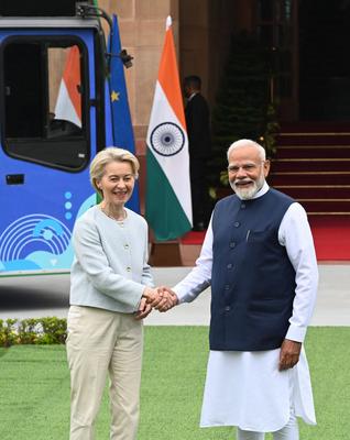 Prime Minister Narendra Modi Holds Delegation Level Talks With European Commission Chief Ursula von der Leyen-stock-foto