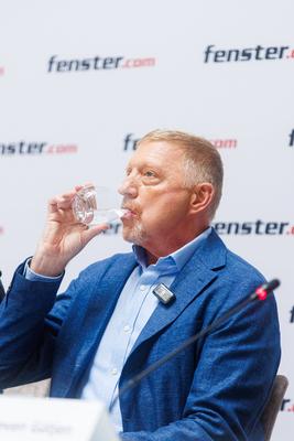 Pressekonferenz - Boris Becker Fenster.com Kampagne-stock-foto