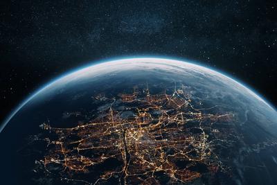 Sch?ne Nachtstadt von Prag, Tschechische Republik aus dem All. Erstaunlicher Planet Erde mit Nachtlichter von Prag *** B-stock-foto