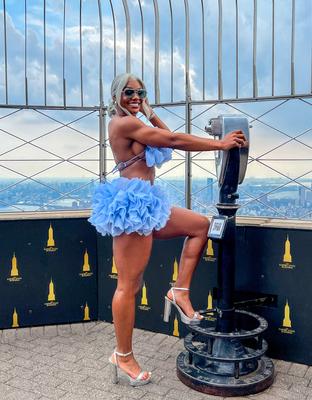 Wwe superstar jade cargill visits empire state building ahead of summerslam showdown-stock-foto