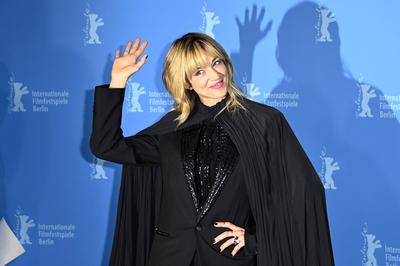 Asia Argento beim Photocall zum Kinofilm Occhiali neri / Dark Glasses auf der Berlinale 2022 / 72. Internationale Filmf-stock-foto