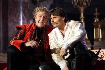 8/ Theater: Rene Kollo, Wolfgang Bahro, Jedermann, im Berliner Dom, Schauspieler, Berlin Deutschland, Germany *** 8 Thea-stock-foto