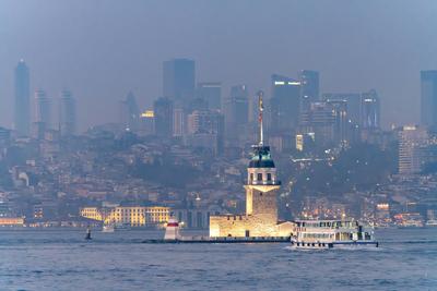 Jungfrauenturm Istanbul-stock-foto
