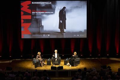 Wim Wenders - Ausstellung in der Bundeskunsthalle Bonn-stock-foto