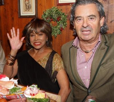 Tina Turner mit Ehemann Erwin Bach Wiesn 2014 Promis auf der Wiesn im Schuetzen Festzelt am Oktober-stock-foto