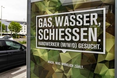 DEU Deutschland Baden W?rttemberg Stuttgart 06 06 2019 Die Bundeswehr sucht Nachwuchs und such-stock-foto