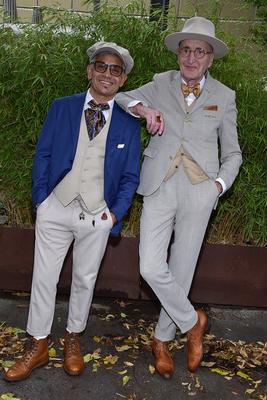 Theater Premiere VANYA KOM?DIE-stock-foto