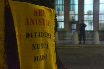 Demonstration at the US consulate/center/RJ-stock-foto