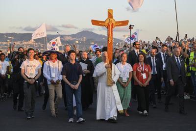 ITALY - POPE LEO XIV  DURING A PRAYER VIGIL FOR THE JUBILEE OF YOUTH AT TOR VERGATA IN ROME  - 2025/8/2-stock-foto