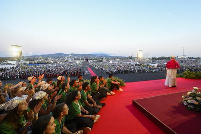 ITALY - POPE LEO XIV  DURING A PRAYER VIGIL FOR THE JUBILEE OF YOUTH AT TOR VERGATA IN ROME  - 2025/8/2-stock-foto