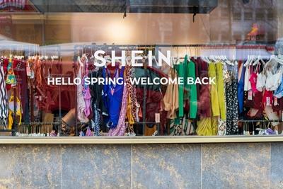 24.03.2023,Berlin,Deutschland,Pop-Up Store von Shein an der Tauentzienstraße in der City-West *** 24 03 2023,Berlin,Germ-stock-foto