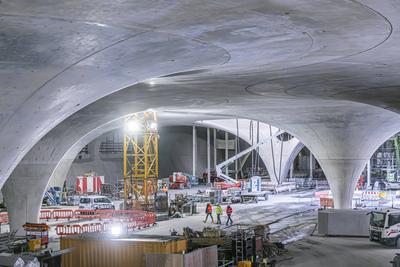 Baden-W?rttemberg, Baustelle Hauptbahnhof Stuttgart Unterirdische Kathedrale: zwei Jahre vor Inbetriebnahme sind die Roh-stock-foto