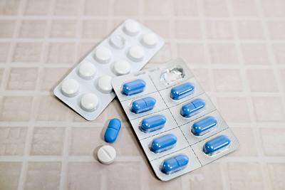 Medikamente, Grippe, Erkaeltung-stock-foto