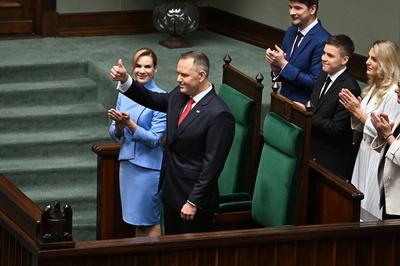 06.08.2025 WARSZAWA SEJM RP CEREMONIA ZAPRZYSIEZENIA PREZYDENTA KAROLA NAWROCKIEGO KAROL NAWROCKI Z ZONA MARTA NAWROCKA-stock-foto