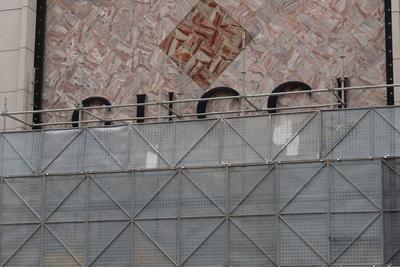 An Closed Gucci Store in Shanghai-stock-foto