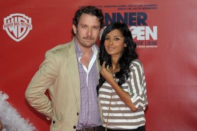 93/ Christian Ulmen und Colleen Fernandes, Maennerherzen und die ganz ganz grosse Liebe , Filmpremiere im CineStar am Po-stock-foto