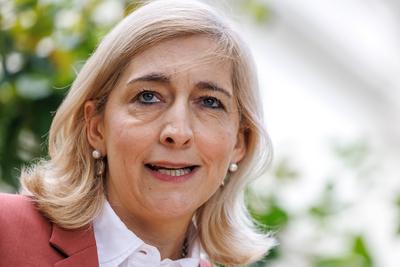 Statement Bundesgesundheitsministerin Nina Warken im St. Elisabeth-Stift-stock-foto