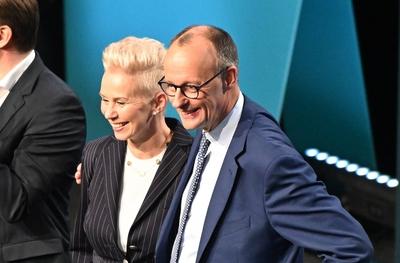 GER, Friedrich Merz (Kanzlerkandidat CDU) in der CDU Hochburg Vechta-stock-foto