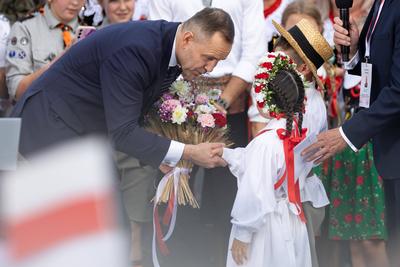 WIZYTA PREZYDENTA RP KAROLA NAWROCKIEGO W KOLBUSZOWEJ-stock-foto