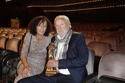 Preistr?ger Lebenswerk Michael Gwisdek mit Frau Gabriele Lehmann / 26. HESSISCHER FILM-UND KINOPREIS 2015 am 16. Oktober-stock-foto