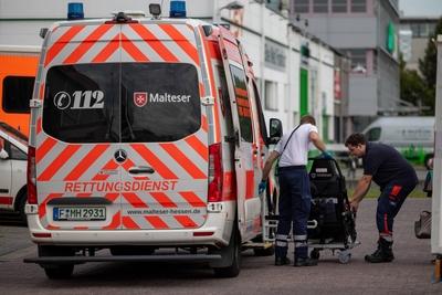 Weltkriegsbombe in Frankfurt gefunden - 2500 Menschen m?ssen evakuiert werden - Absperrradius von 300 Meter-stock-foto