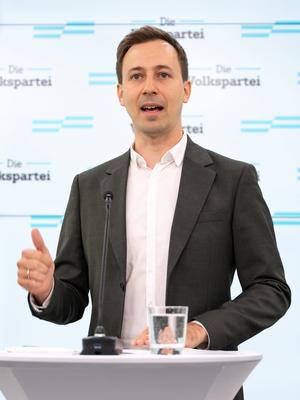 20250807 Pressekonferenz der Volkspartei zum Thema FPOe Faulste Partei Oesterreichs-stock-foto