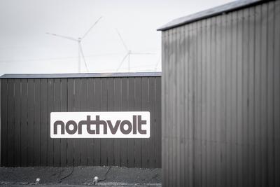 Blick auf das Baufeld der geplanten Batteriezellfabrik der Firma Northvolt bei Heide in Schleswig-Holstein nach Beantragung von Gl?ubigerschutz in den USA Ende Januar 2025-stock-foto