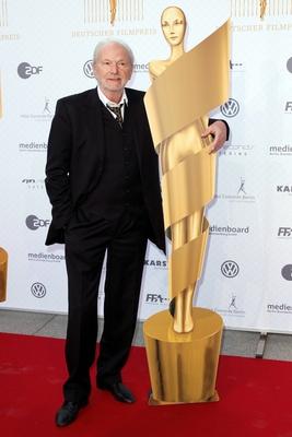 Bildnummer: 59513482  Datum: 13.04.2013  Copyright: imago/Future ImageMichael Gwisdek beim Nominierten-Empfang zum Deutschen Filmpreis 2013 im 40seconds. Berlin, 13.04.2013 Foto:xR.xHardex/xFuturexImage Entertainment people xas x0x 2013 hoch Schauspieler Lola Preis Award Auszeichnung Ehrung Unterhaltung Prominenz Kultur Roter Teppich Ankunft  59513482 Date 13 04 2013 Copyright Imago Future Image Michael Gwisdek the Nominees Reception to German Film Prize 2013 in  Berlin 13 04 2013 Photo XR   Entertainment Celebrities  x0x 2013 vertical Actor Lola Prize Award Award Ceremony Entertainment Celebrities Culture Red Carpet Arrival-stock-foto