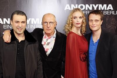 V.l.n.r: Schauspieler Samvel Muzhikyan, Regisseur Max F?rberb?ck, Schauspielerin Nina Hoss, Schauspieler August Diehl w-stock-foto
