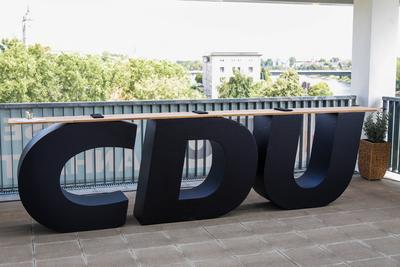 Pressekonferenz zur Bekanntgabe der Spitzenkandidatur der CDU in Sachsen-Anhalt-stock-foto