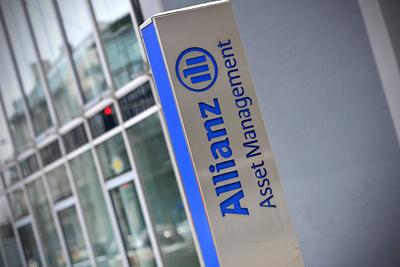Firmenlogo der ALLIANZ-stock-foto