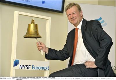 News: AQUAFIN to EURONEXT-stock-foto