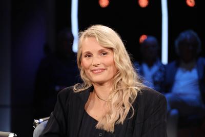 Linn Sch?tze, Podcasterin True-Crime-Podcast Mord auf Ex, zu Gast in der NDR Talk Show am 8.8.2025 im 3. Programm des ND-stock-foto