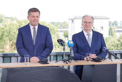 Pressekonferenz zur Bekanntgabe der Spitzenkandidatur der CDU in Sachsen-Anhalt-stock-foto