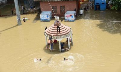 Rising Ganga Water Levels Trigger Flood Warning In Patna-stock-foto