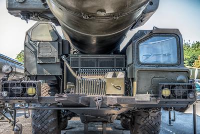 mobile launcher of the strategic missile system Mobile launcher of the strategic missile system RSD-10 Pioneer (SS-20. S-stock-foto
