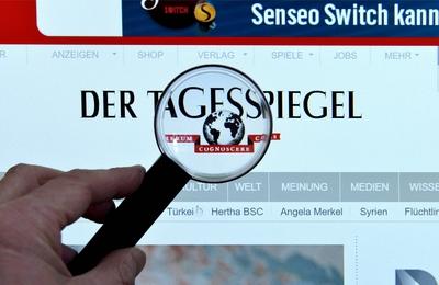Der Tagesspiegel Website Internet Bildschirm Lupe Hand Der Tagesspiegel Website Internet Bildsc-stock-foto